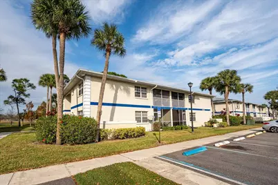 1506 SE Royal Green Circle #204, Port Saint Lucie, FL 34952 - Photo 6