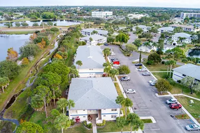 1506 SE Royal Green Circle #204, Port Saint Lucie, FL 34952 - Photo 32