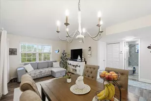 1506 SE Royal Green Cir, Port Saint Lucie, FL 34952 - Photo 2