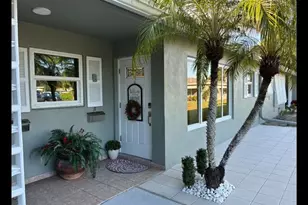 917 S Drive Terrace, Delray Beach, FL 33445 - Photo 1