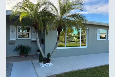 917 S Drive Terrace #B, Delray Beach, FL 33445 - Photo 2