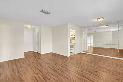 298 SW 6th Street #204, Boca Raton, FL 33432 - Photo 10