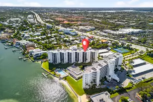 19800 Sandpointe Bay Dr, Tequesta, FL 33469 - Photo 12