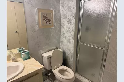 399 Lakeview Drive #202, Weston, FL 33326 - Photo 16