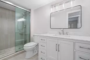 3024 Oakridge D, Deerfield Beach, FL 33442 - Photo 16