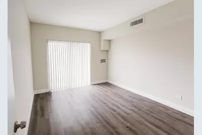 811 SE 22nd Avenue #1, Pompano Beach, FL 33062 - Photo 6