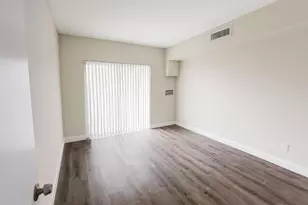 811 SE 22nd Ave, Pompano Beach, FL 33062 - Photo 6