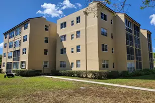2811 Somerset Dr, Lauderdale Lakes, FL 33311 - Photo 1