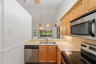 12921 SE Crooked Stick Ln, Hobe Sound, FL 33455 - Photo 10