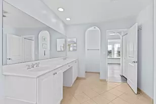 11704 SW Bennington Cir, Port Saint Lucie, FL 34987 - Photo 6