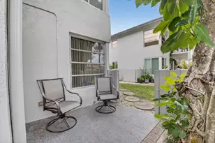 13729 Date Palm Ct, Delray Beach, FL 33484 - Photo 4