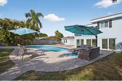 736 NE 34th Court, Oakland Park, FL 33334 - Photo 44