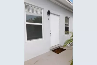 15 S Palmway #7, Lake Worth, FL 33460 - Photo 2