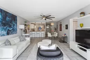 698 NE Spanish River Blvd, Boca Raton, FL 33431 - Photo 2