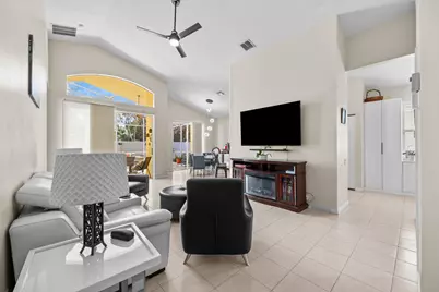 148 NW Pleasant Grove Way, Port Saint Lucie, FL 34986 - Photo 4