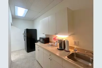 2540 Metrocentre Boulevard #3, West Palm Beach, FL  - Photo 12