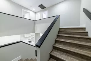 2517 Presidential Way, West Palm Beach, FL 33401 - Photo 12