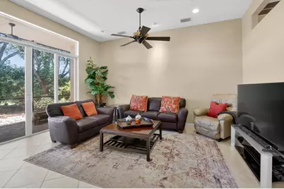 6959 Imperial Beach Circle, Delray Beach, FL 33446 - Photo 14