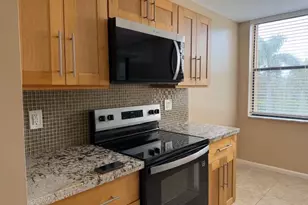 2455 Lindell Blvd, Delray Beach, FL 33444 - Photo 2