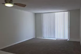 470 Executive Center Dr, West Palm Beach, FL 33401 - Photo 18