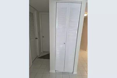 470 Executive Center Drive #2k, West Palm Beach, FL 33401 - Photo 14