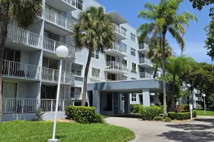 470 Executive Center Dr, West Palm Beach, FL 33401 - Photo 42