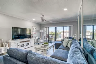 3605 S Ocean Blvd, South Palm Beach, FL 33480 - Photo 4