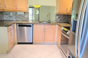 8462 Boca Glades Blvd E, Boca Raton, FL 33434 - Photo 6