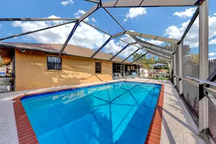 1059 Wynndale Way, Lantana, FL 33462 - Photo 2