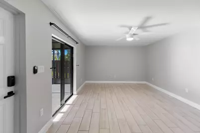 2302 SE Round Table Drive #B, Port Saint Lucie, FL 34952 - Photo 6