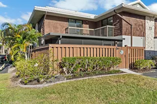 2302 SE Round Table Dr, Port Saint Lucie, FL 34952 - Photo 2