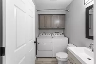 2302 SE Round Table Dr, Port Saint Lucie, FL 34952 - Photo 14