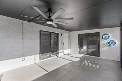 2302 SE Round Table Drive #B, Port Saint Lucie, FL 34952 - Photo 32