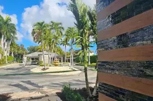 4 Royal Palm Way, Boca Raton, FL 33432 - Photo 36