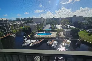 4 Royal Palm Way, Boca Raton, FL 33432 - Photo 2