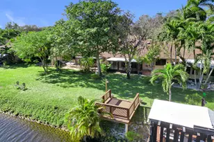 78 Mayfair Ln, Boynton Beach, FL 33426 - Photo 1