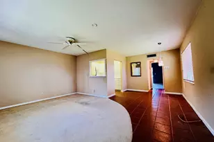 80 Norwich D, West Palm Beach, FL 33417 - Photo 2