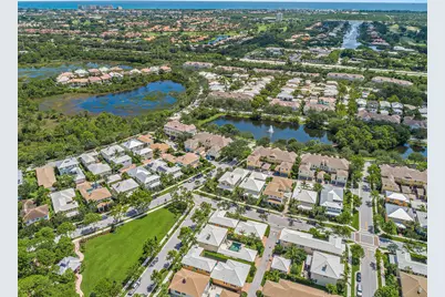 238 W Thatch Palm Circle, Jupiter, FL 33458 - Photo 32