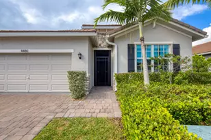 4480 NW Oakleaf Ct, Jensen Beach, FL 34957 - Photo 2
