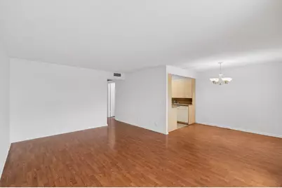 2015 Cornwall A, Boca Raton, FL 33434 - Photo 2