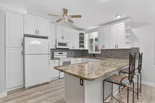 9275 SE Mercury St, Hobe Sound, FL 33455 - Photo 24