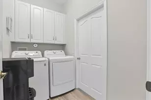 9275 SE Mercury St, Hobe Sound, FL 33455 - Photo 16