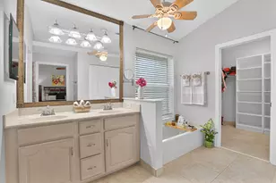 9275 SE Mercury St, Hobe Sound, FL 33455 - Photo 12