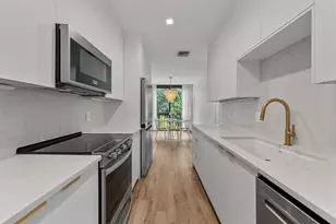 11223 Pond View Dr, Wellington, FL 33414 - Photo 12