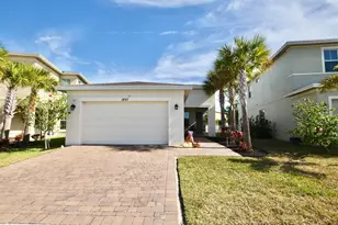 1897 NW Cataluna Cir, Port Saint Lucie, FL 34986 - Photo 2