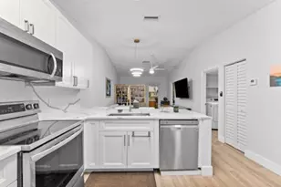 18861 Argosy Dr, Boca Raton, FL 33496 - Photo 2