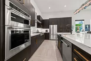 10031 Timber Crk Wy, Palm Beach Gardens, FL 33412 - Photo 8