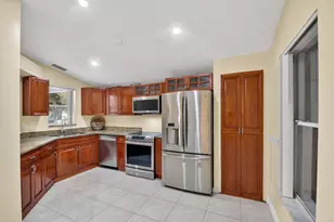 5221 Arbor Glen Cir, Lake Worth, FL 33463 - Photo 10