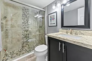 196 Grantham F, Deerfield Beach, FL 33442 - Photo 20