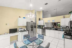 9632 Sills Dr E, Boynton Beach, FL 33437 - Photo 16